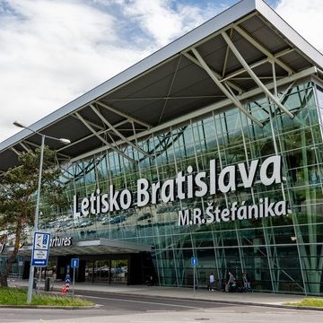 Reviews Bratislava M. R. Stefanik Airport