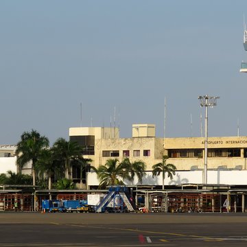 Reviews Cartagena Rafael Nunez International Airport