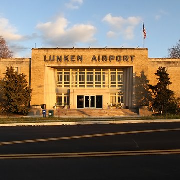 Cincinnati Municipal Lunken Airport