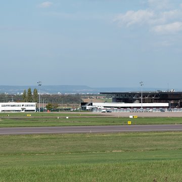 Reviews Metz-Nancy-Lorraine Airport