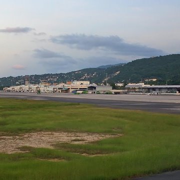 Montego Bay Sangster International Airport - customer reviews